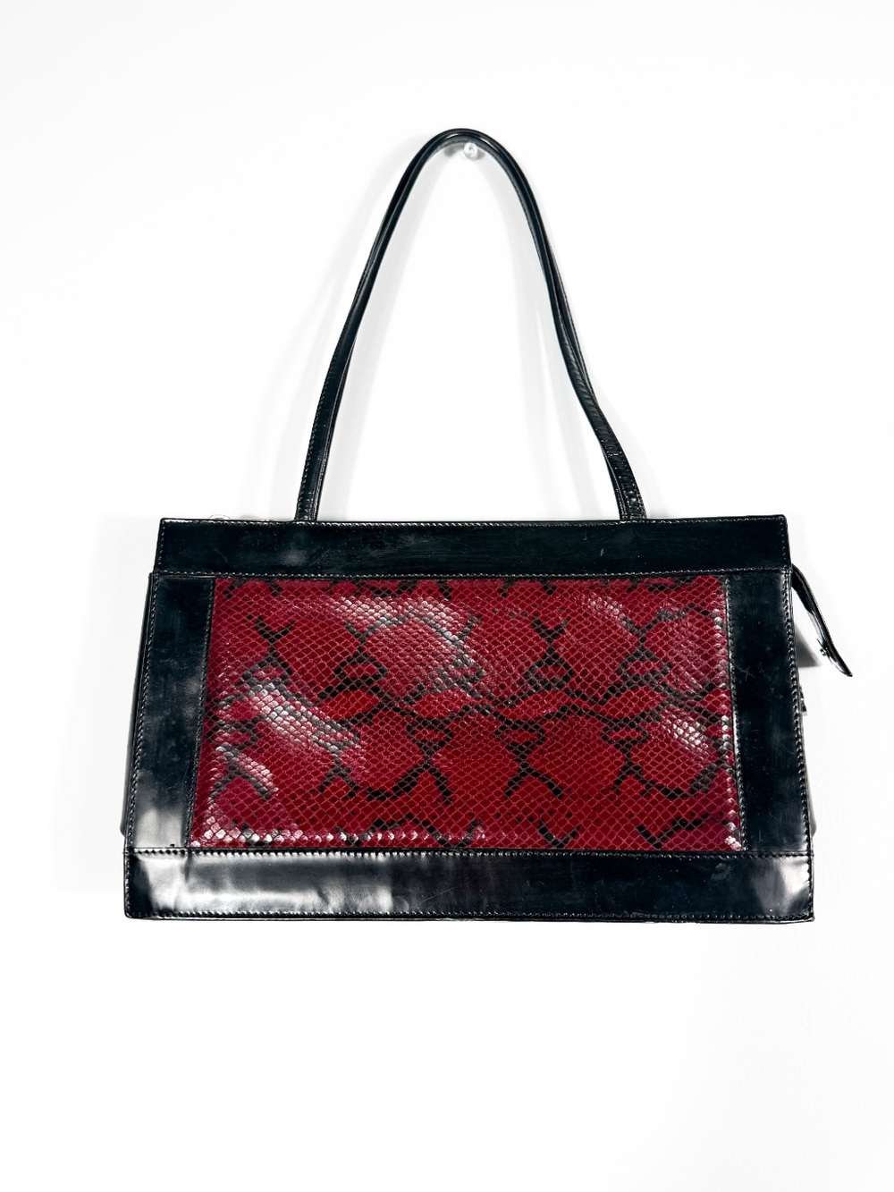 Basic Collection by Ami Black & Red Snake-Print Leather Tote - Women's Bag